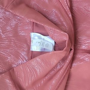 Lululemon Wunder Under HR Tight 28” Size 6